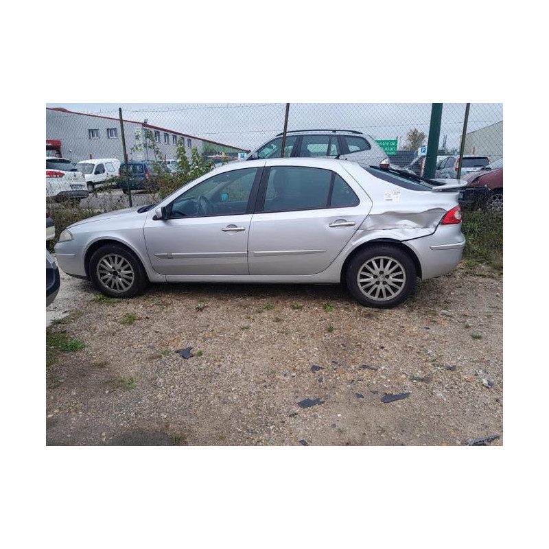 Autoradio d'origine RENAULT LAGUNA 2 PHASE 2 d’occasion