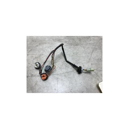 Platine feu arriere gauche SUZUKI SWIFT 3 d’occasion