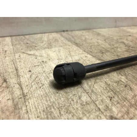 Verin de coffre droit SUZUKI SWIFT 3 d’occasion