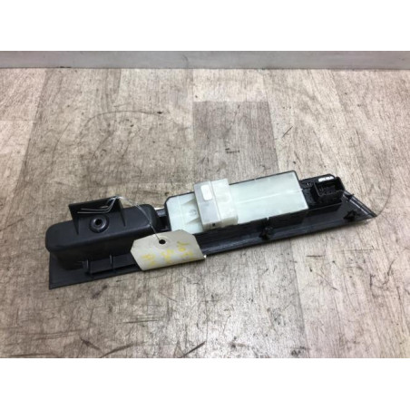 Interrupteur de leve vitre avant gauche SUZUKI SWIFT 3 d’occasion