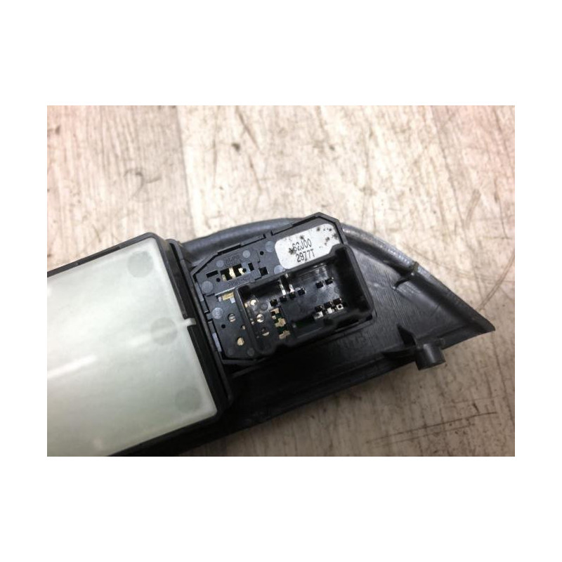 Interrupteur de leve vitre avant gauche SUZUKI SWIFT 3 d’occasion