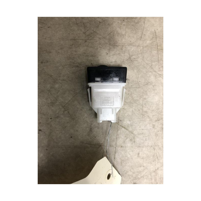 Commande de reglage hauteur de phare SUZUKI SWIFT 3 d’occasion