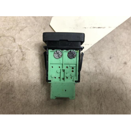 Commande anti brouillard arriere SUZUKI SWIFT 3 d’occasion