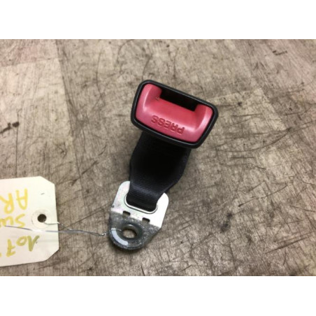 Attache ceinture arriere centrale SUZUKI SWIFT 3 d’occasion