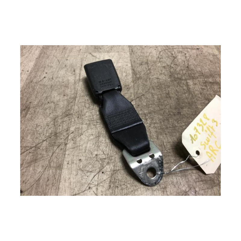 Attache ceinture arriere centrale SUZUKI SWIFT 3 d’occasion