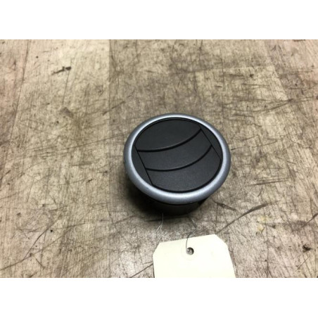 Aerateur tableau de bord avant droit SUZUKI SWIFT 3 d’occasion