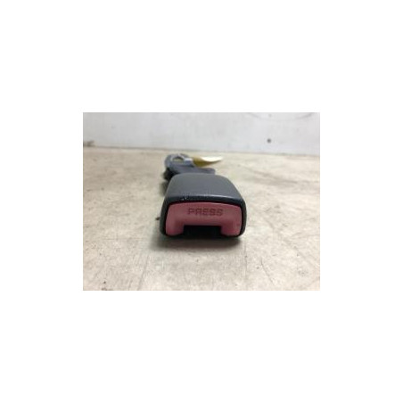 Attache ceinture arriere centrale SUZUKI SWIFT 3 d’occasion