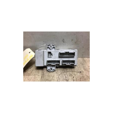 Porte fusible KIA SORENTO 1 PHASE 1 d’occasion