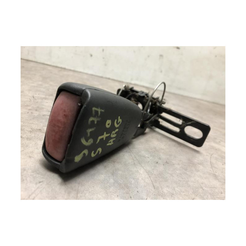 Attache ceinture arriere gauche VOLVO S 70 d’occasion