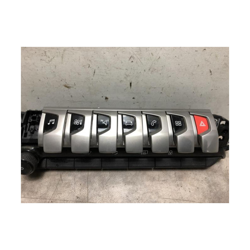 Bouton de warning PEUGEOT 3008 2 PHASE 1 d’occasion