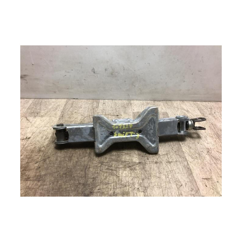 Cric SUZUKI SWIFT 3 d’occasion