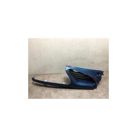 Calandre droite RENAULT SCENIC 1 PHASE 1 d’occasion