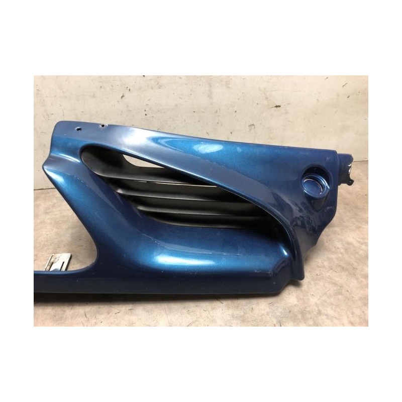 Calandre droite RENAULT SCENIC 1 PHASE 1 d’occasion