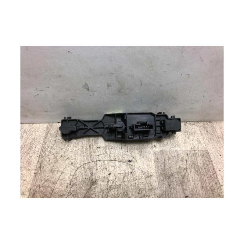 Platine feu arriere droit DACIA SANDERO 1 d’occasion