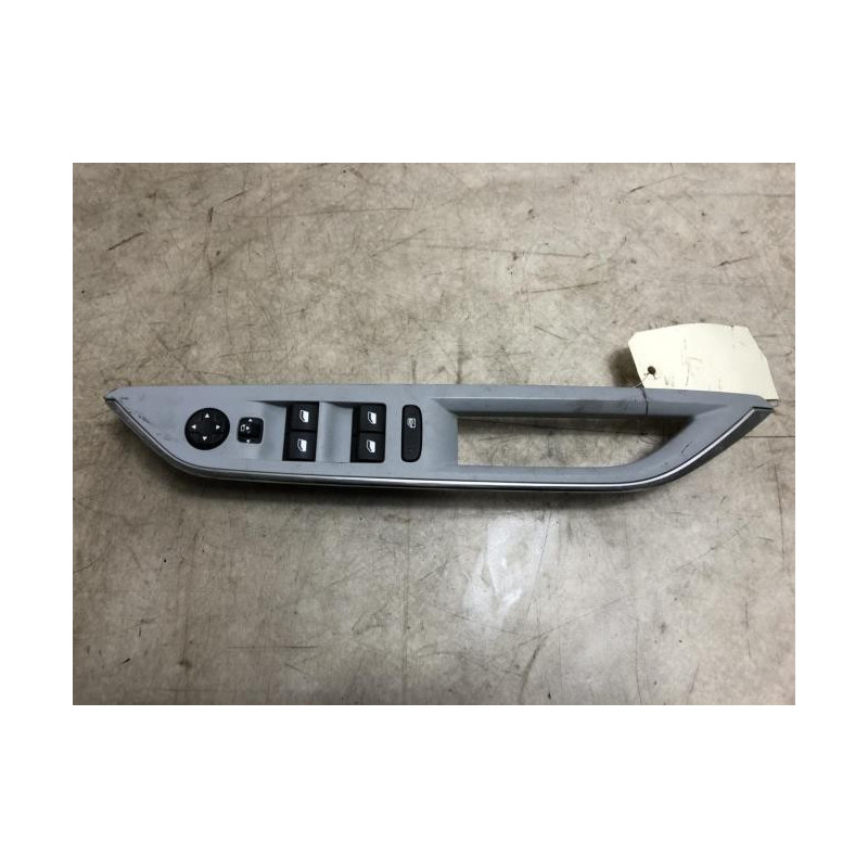Interrupteur de leve vitre avant gauche PEUGEOT 3008 2 PHASE 1 d’occasion