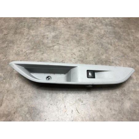 Interrupteur de leve vitre arriere droit PEUGEOT 3008 2 PHASE 1 d’occasion