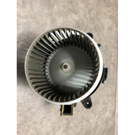 Ventilateur chauffage PEUGEOT 3008 2 PHASE 1 d’occasion
