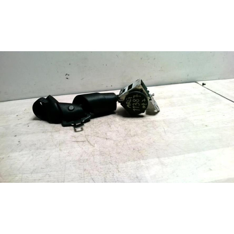 Ceinture arriere gauche BMW SERIE 1 E87 PHASE 2 d’occasion
