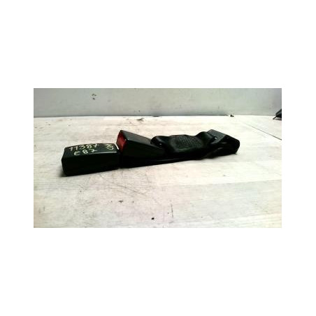 Attache ceinture arriere centrale BMW SERIE 1 E87 PHASE 2 d’occasion