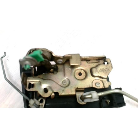 Serrure avant droit RENAULT SUPER 5 d’occasion