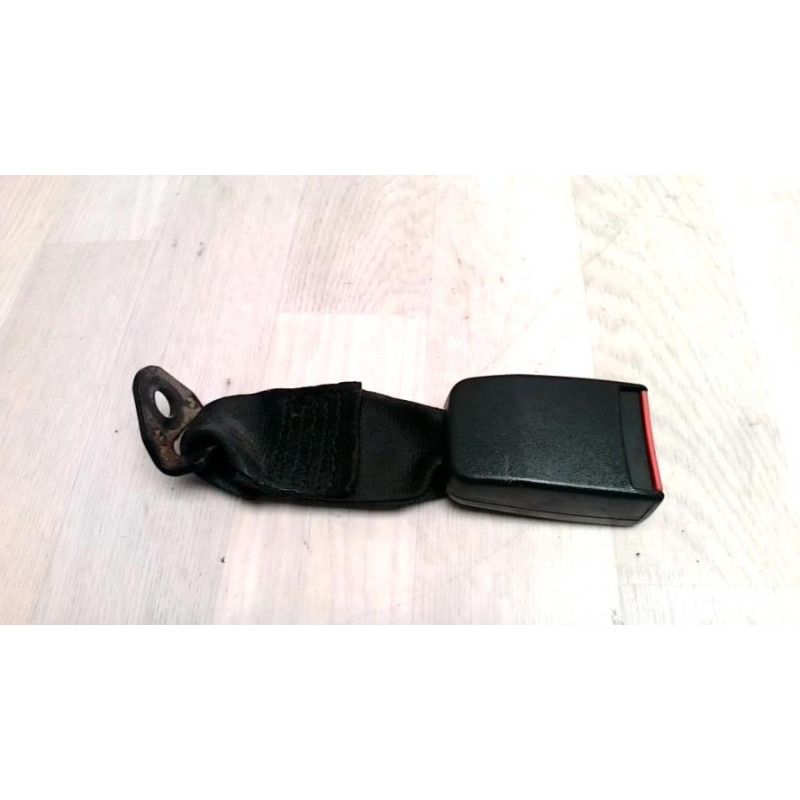 Attache ceinture arriere droit RENAULT SUPER 5 d’occasion