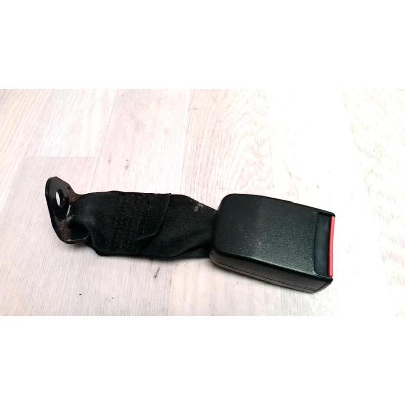 Attache ceinture arriere gauche RENAULT SUPER 5 d’occasion