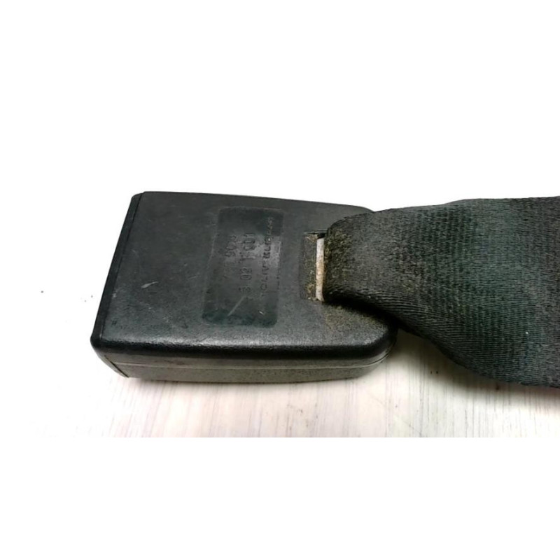 Attache ceinture arriere gauche RENAULT SUPER 5 d’occasion