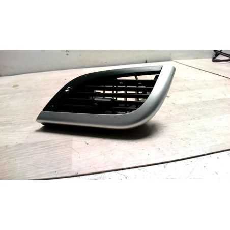 Aerateur tableau de bord avant droit PEUGEOT 207 PHASE 2 d’occasion