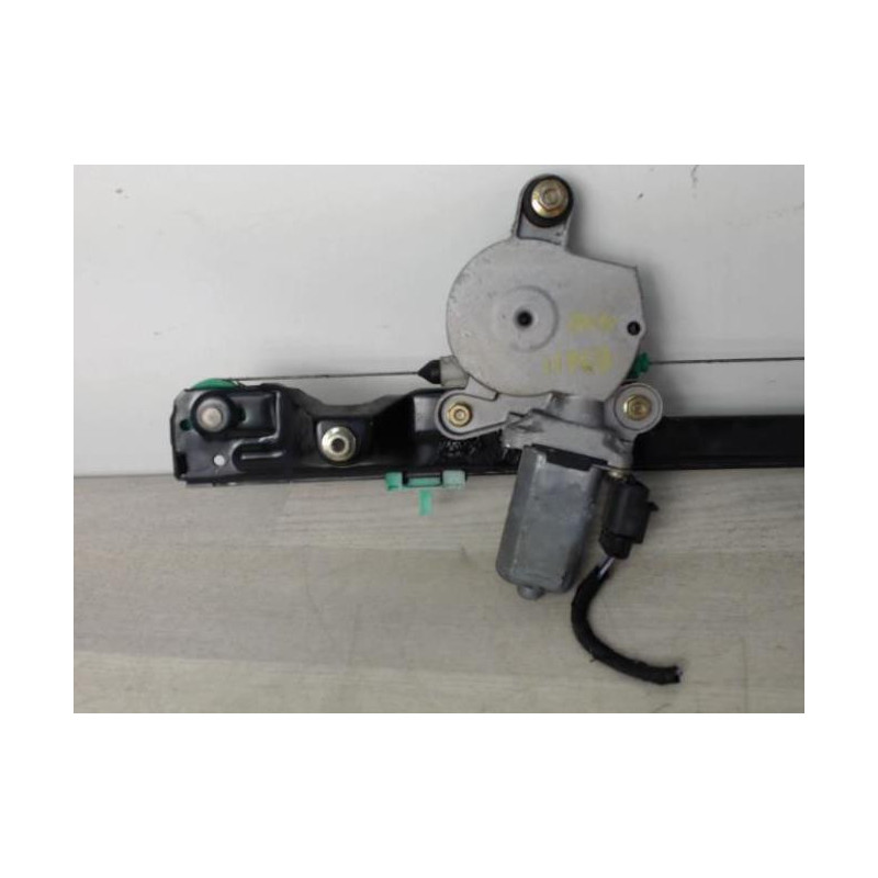 Mecanisme de leve vitre electrique avant gauche FIAT PUNTO 2 PHASE 1 d’occasion