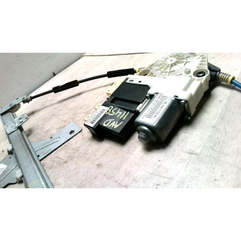 Moteur leve vitre avant droit PEUGEOT 307 PHASE 2 d’occasion