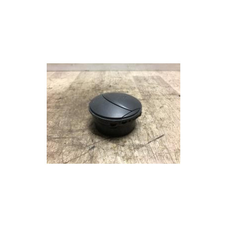 Aerateur tableau de bord avant droit SEAT IBIZA 4 PHASE 2 d’occasion
