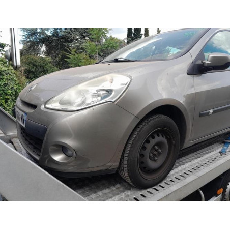 Feu arriere secondaire gauche (feux) RENAULT CLIO 3 PHASE 2 d’occasion
