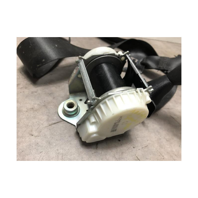 Ceinture avant gauche BMW SERIE 1 E87 PHASE 2 d’occasion