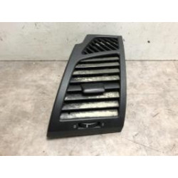 Aerateur tableau de bord avant gauche BMW SERIE 1 E87 PHASE 2 d’occasion