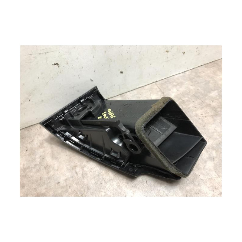 Aerateur tableau de bord avant gauche BMW SERIE 1 E87 PHASE 2 d’occasion