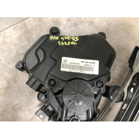 Leve vitre electrique avant gauche SEAT IBIZA 4 PHASE 2 d’occasion