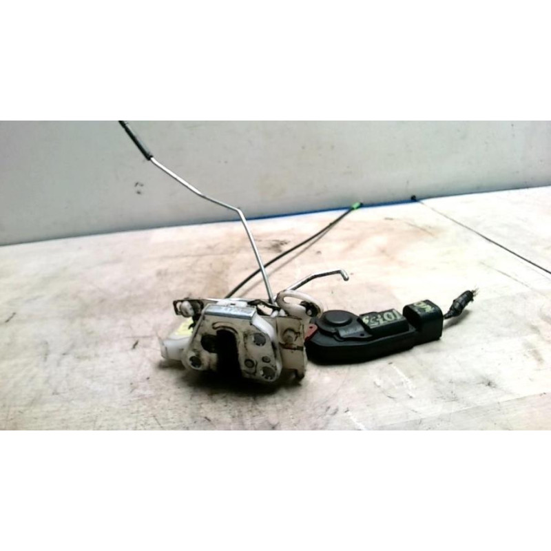 Serrure avant droit CITROEN C1 1 PHASE 1 d’occasion