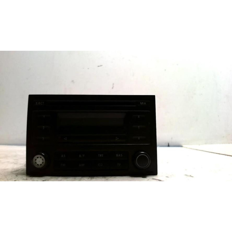 Autoradio d'origine VOLKSWAGEN POLO 4 PHASE 2 d’occasion