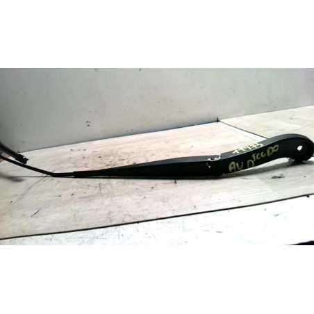 Bras essuie glace avant droit FIAT SCUDO 2 d’occasion