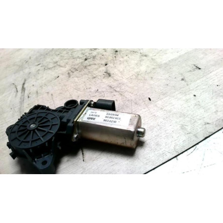 Moteur essuie glace avant gauche FIAT STILO d’occasion