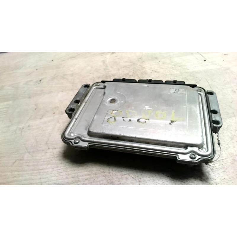 Calculateur RENAULT SCENIC 2 PHASE 2 d’occasion