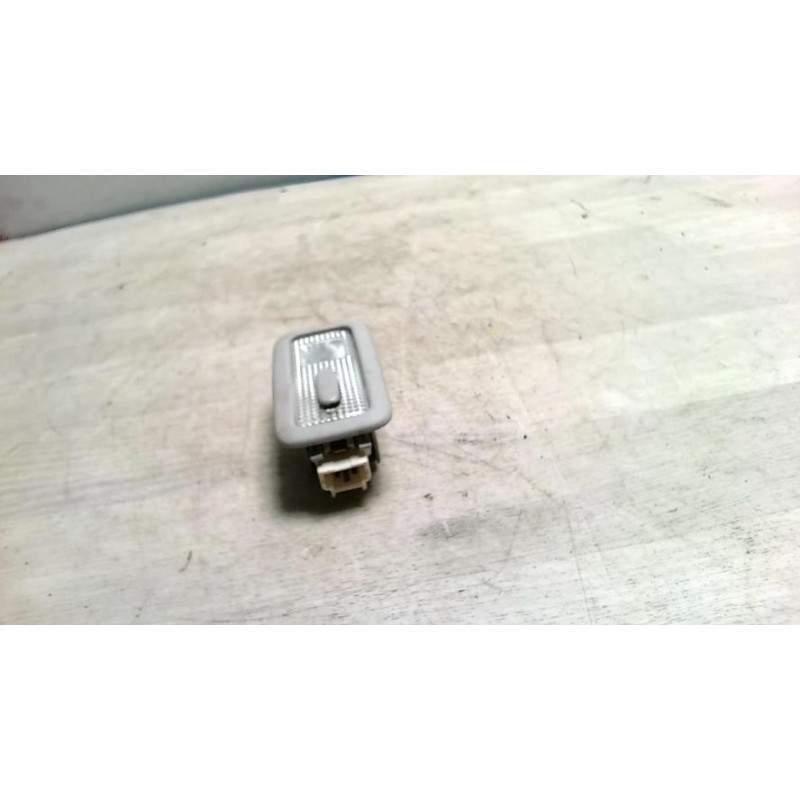Lumiere porte avant droit PEUGEOT 308 1 SW PHASE 1 BREAK d’occasion