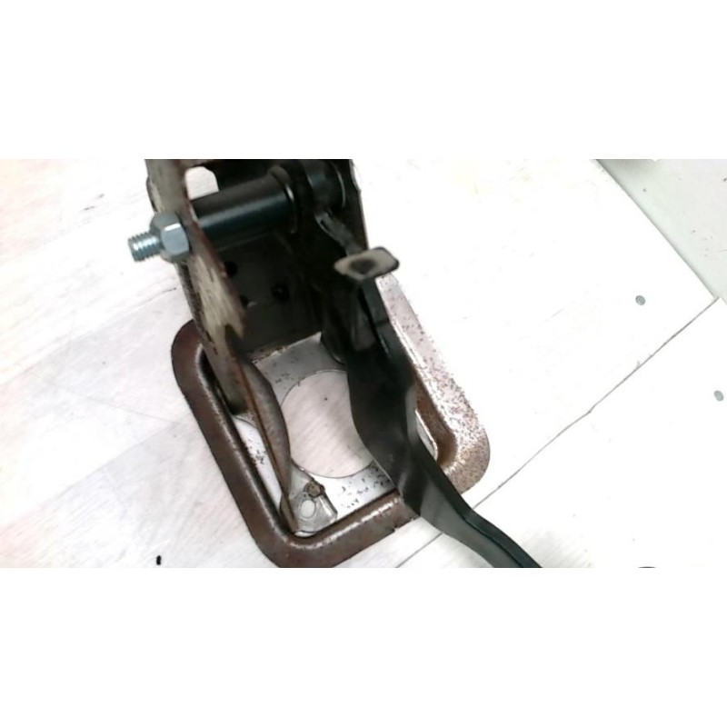 Pedalier de frein RENAULT TWINGO 2 PHASE 1 d’occasion