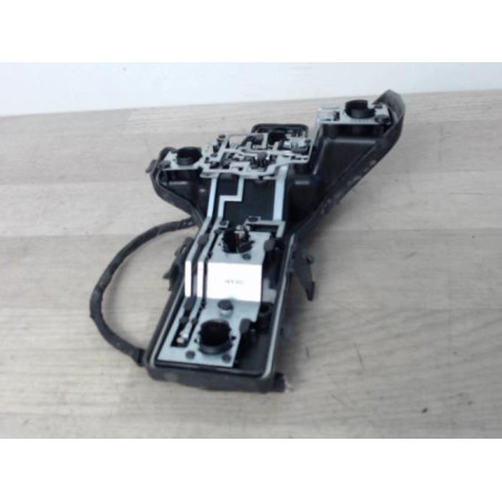 Platine feu arriere gauche VOLKSWAGEN TOURAN 1 PHASE 1 d’occasion