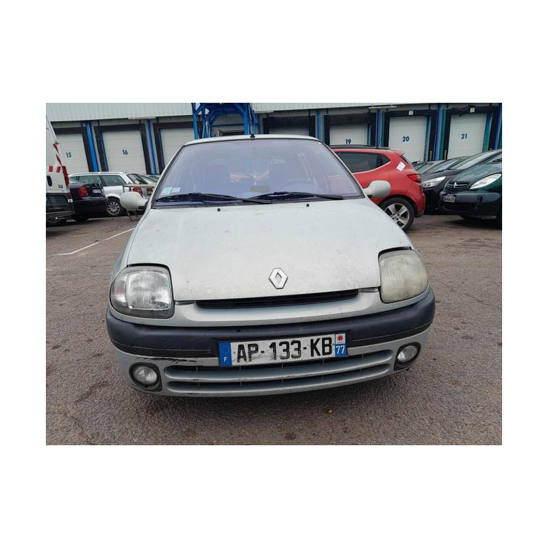 Interrupteur de leve vitre avant gauche RENAULT CLIO 2 PHASE 1 d’occasion
