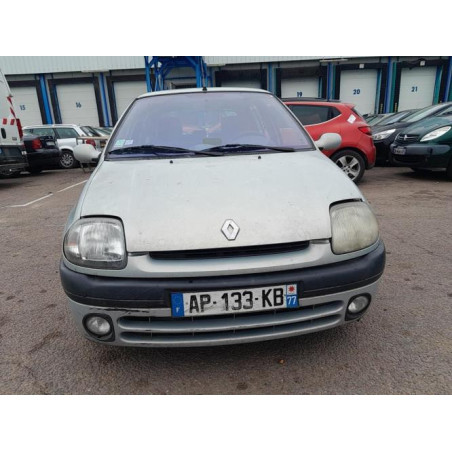 Interrupteur de leve vitre avant gauche RENAULT CLIO 2 PHASE 1 d’occasion