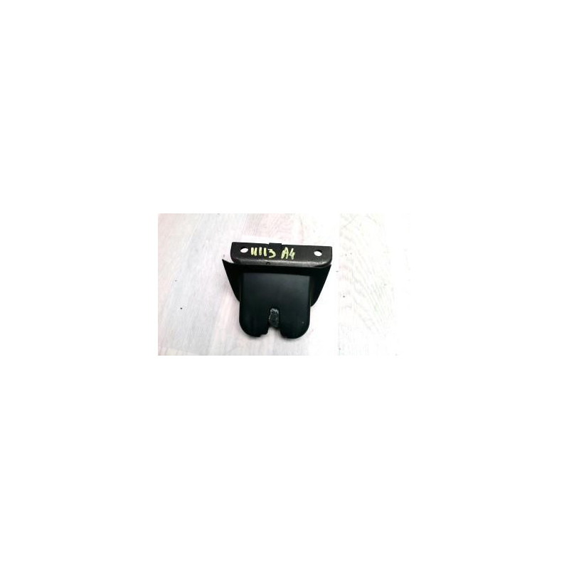 Serrure de coffre AUDI A4 2 AVANT PHASE 1 BREAK d’occasion