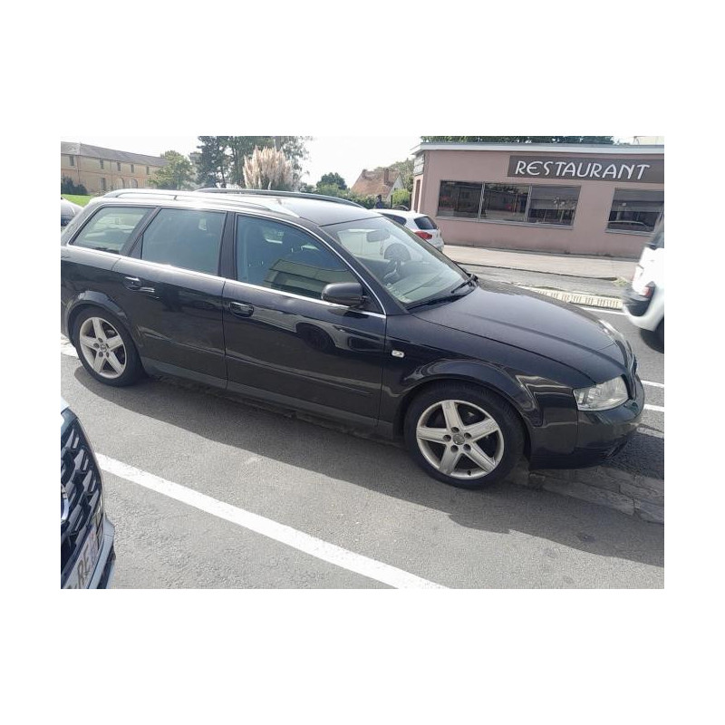 Serrure de coffre AUDI A4 2 AVANT PHASE 1 BREAK d’occasion