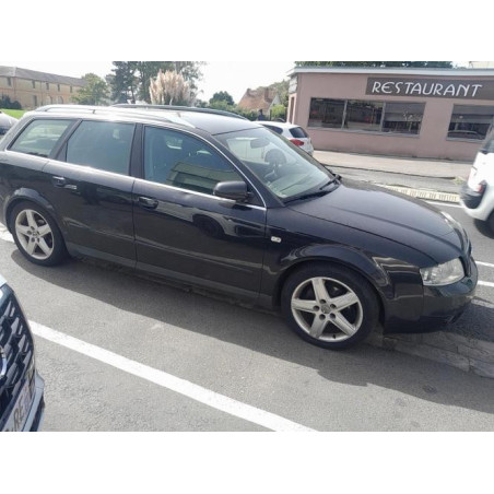 Serrure de coffre AUDI A4 2 AVANT PHASE 1 BREAK d’occasion