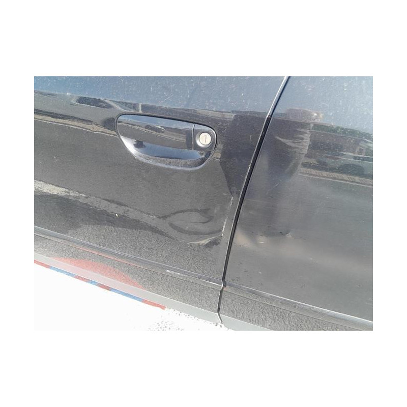 Serrure de coffre AUDI A4 2 AVANT PHASE 1 BREAK d’occasion